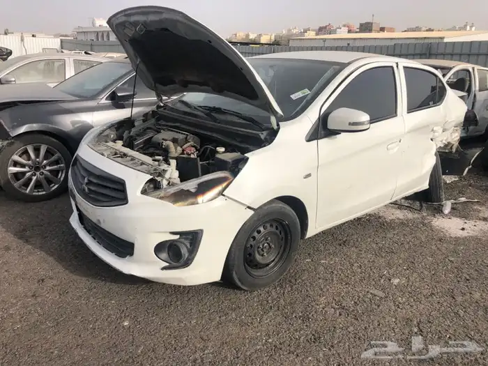 متسوبيشي اتراج 2020 تشليح قطع غيار اتراج 3