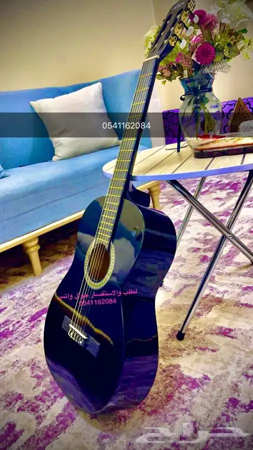 جيتار كلاسك بسعر 350  فقط توصيل   فوري خلال ساعه فقط 5