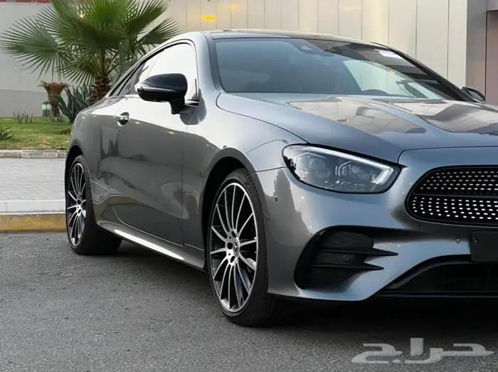 مرسيدس E300 COUPE ( تم البيع ) 4