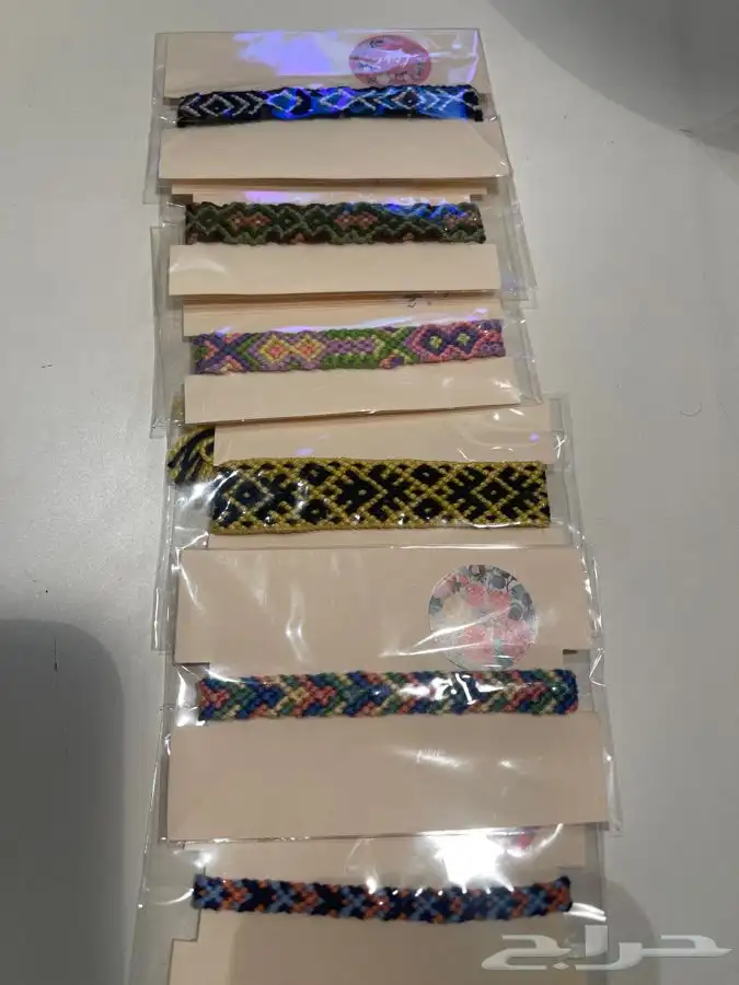 سلاسل يدويه افريقيه واساور الصداقه و ربطات شعر 4