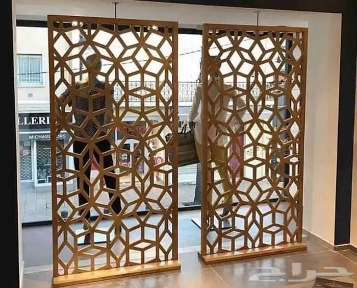ديكورات خشبية وبديل الرخام والفوم والورق والباركيه 0
