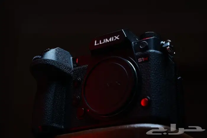 للبيع لومكس Panasonic LUMIX S1H 4