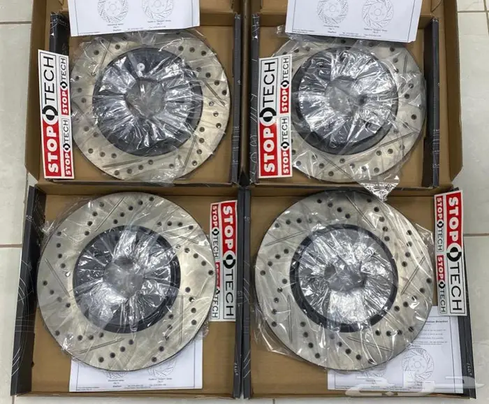 فحمات سراميك Akebono - هوبات رياضية StopTech 5