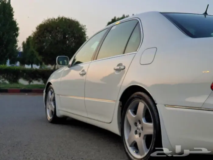 ( مباع) لكزس LS430 موديل 2005 15