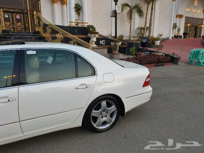 ( مباع) لكزس LS430 موديل 2005 27