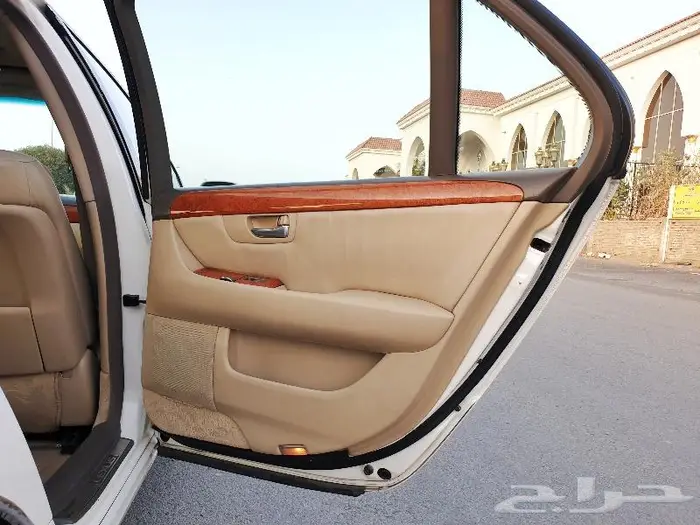 ( مباع) لكزس LS430 موديل 2005 51