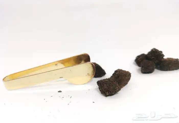دخون الديرة بخور العود والعنبر مكونات طبيعية وجودة عالية 0