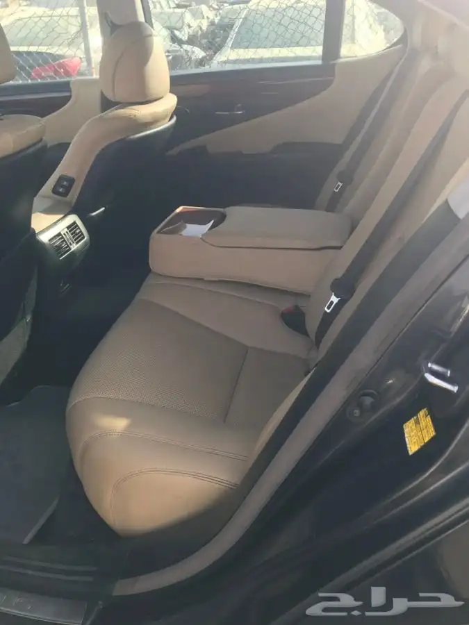 قطع غيار تشليح لكزس 460 موديل 2008 8