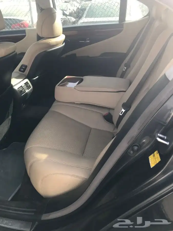 قطع غيار تشليح لكزس 460 موديل 2008 7