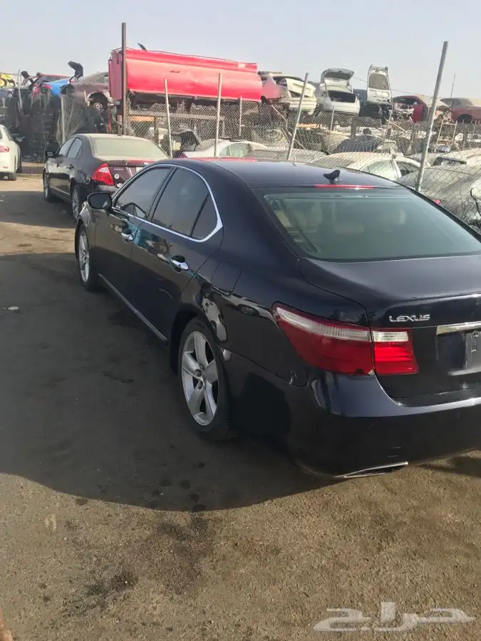 قطع غيار تشليح لكزس 460 موديل 2008 5