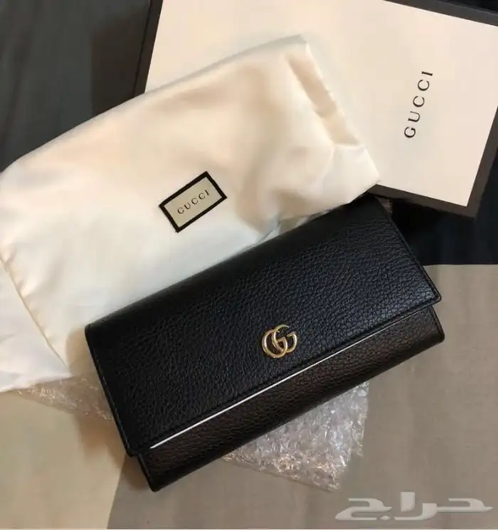 شنط ساعات اشمغة 38