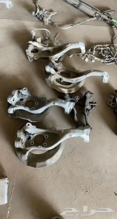 علب دركسون  لكزس 460 مقصات اصلية وبطانات 14