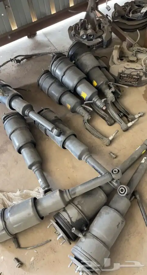 علب دركسون  لكزس 460 مقصات اصلية وبطانات 13