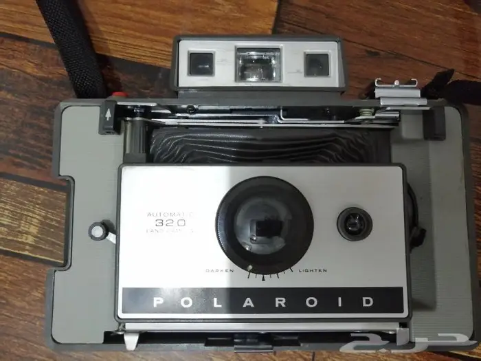 كاميرة Polaroid 320 الفوتوغرافية 1