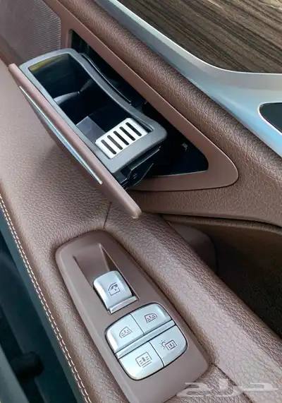 ممشي 28ألف كيلوضمان الوكيل4سلندر موفرهBMW 730 شبه جديده 23