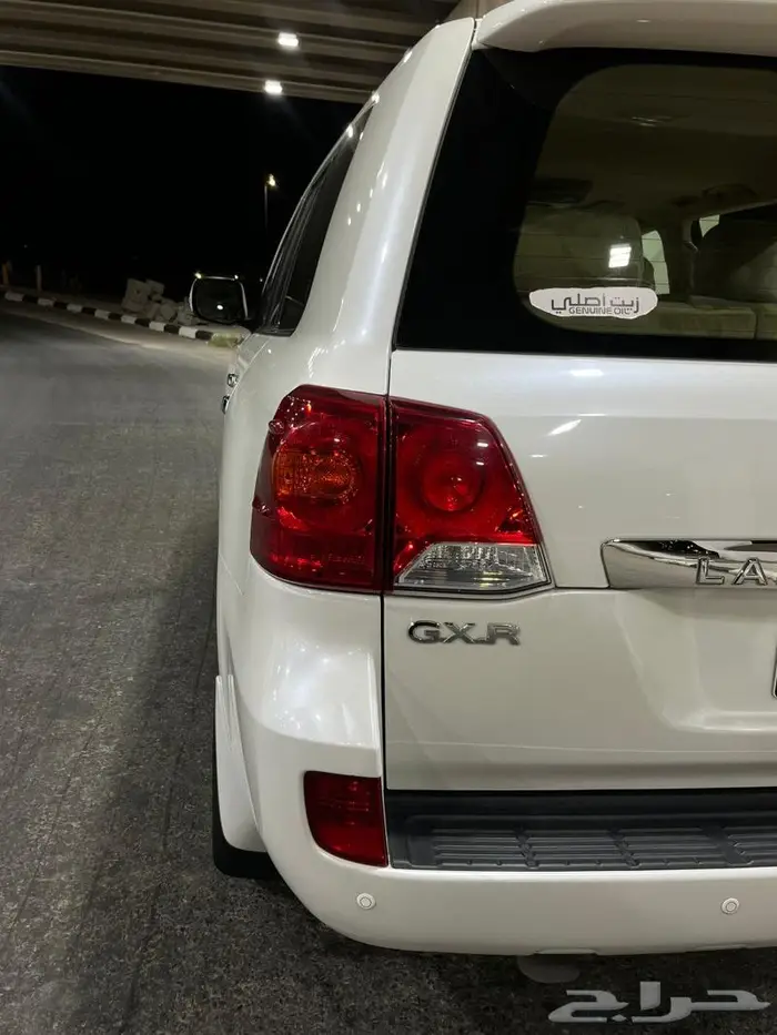 تويوتا لاندكروزر 2014 مخزن مباع 12