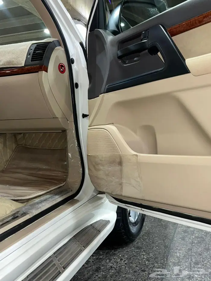 تويوتا لاندكروزر 2014 مخزن مباع 30