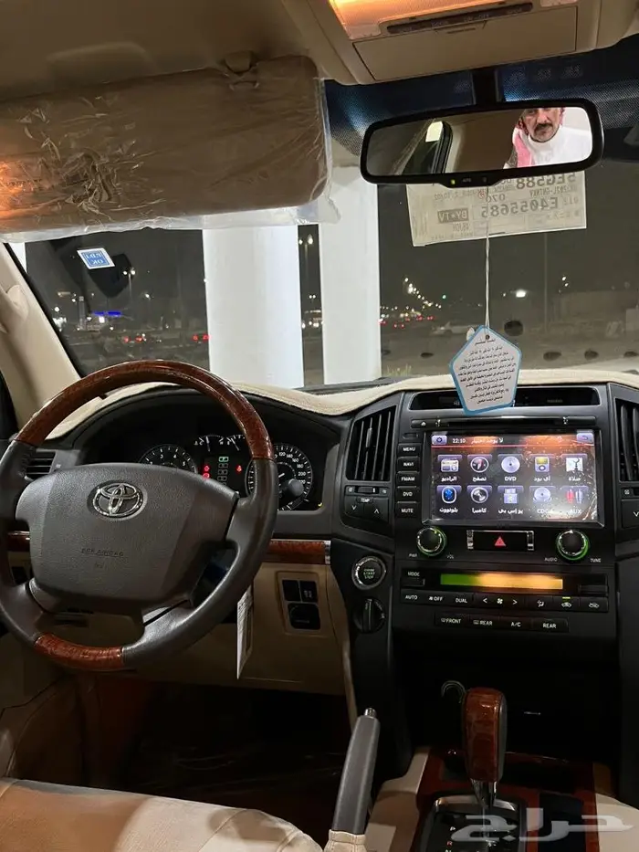 تويوتا لاندكروزر 2014 مخزن مباع 33