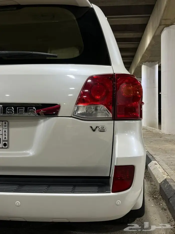 تويوتا لاندكروزر 2014 مخزن مباع 14