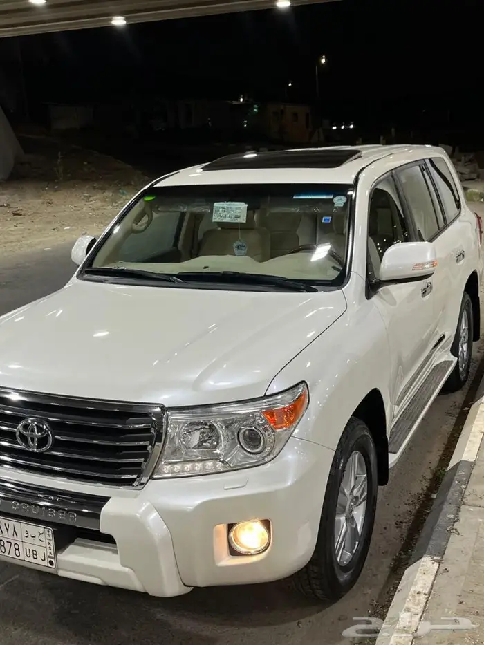 تويوتا لاندكروزر 2014 مخزن مباع 16