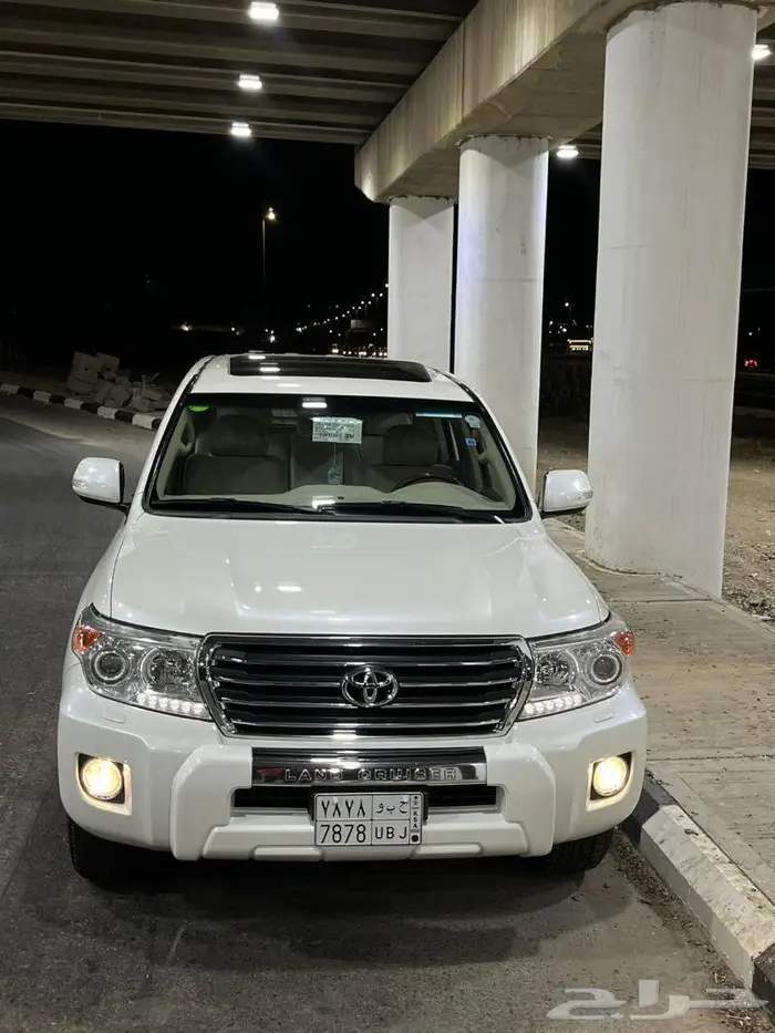 تويوتا لاندكروزر 2014 مخزن مباع 20