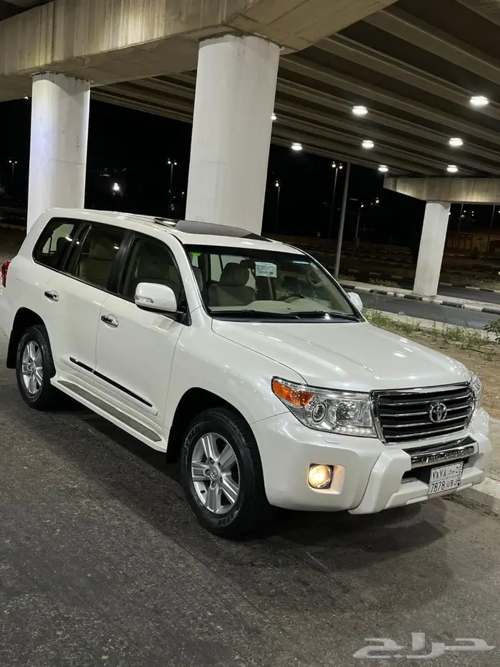 تويوتا لاندكروزر 2014 مخزن مباع 21