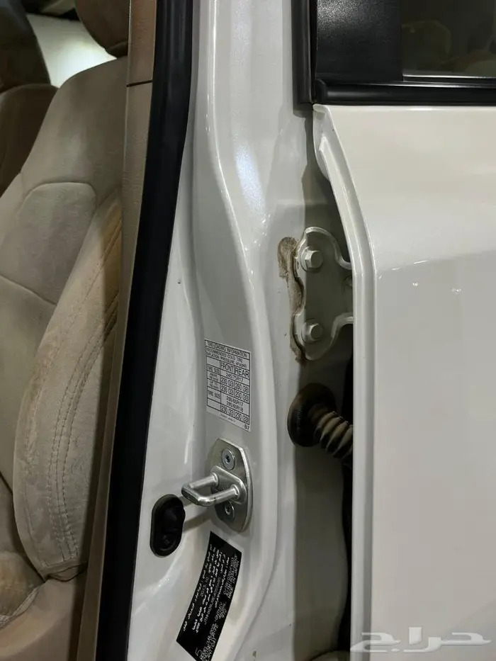 تويوتا لاندكروزر 2014 مخزن مباع 38