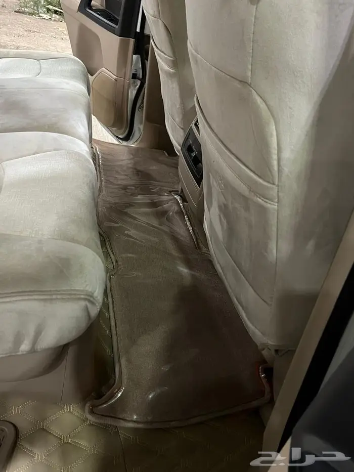 تويوتا لاندكروزر 2014 مخزن مباع 42