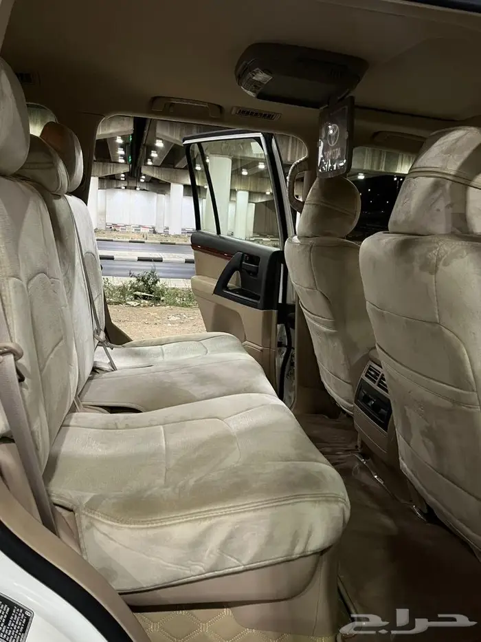 تويوتا لاندكروزر 2014 مخزن مباع 43