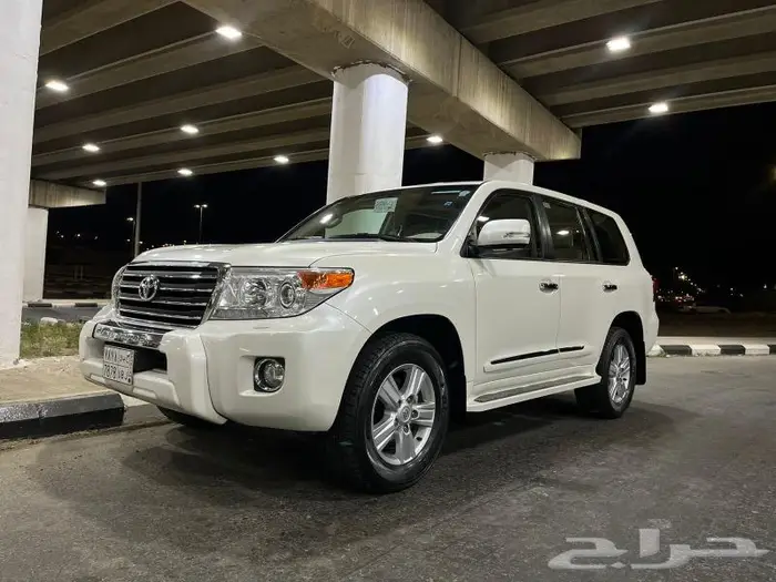 تويوتا لاندكروزر 2014 مخزن مباع 4