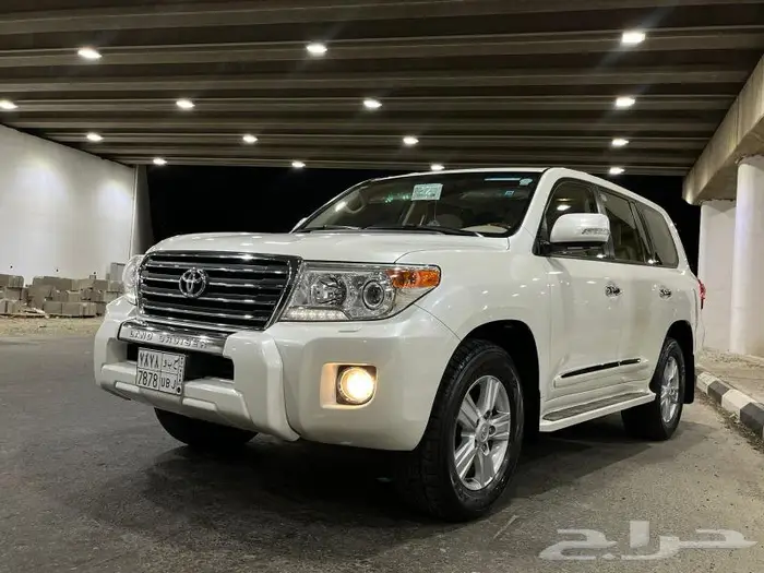 تويوتا لاندكروزر 2014 مخزن مباع 15