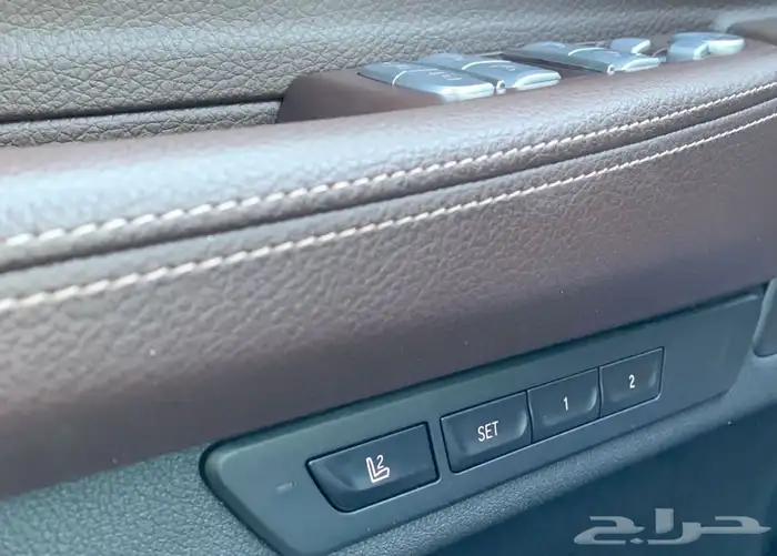 ممشي 28ألف كيلوضمان الوكيل4سلندر موفرهBMW 730 شبه جديده 39