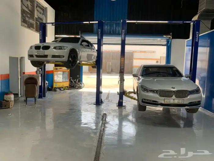 قطع غيار bmw مركزسيارت نجوم صيانة وسمكرة وبوية ليثيوم بطارية 18