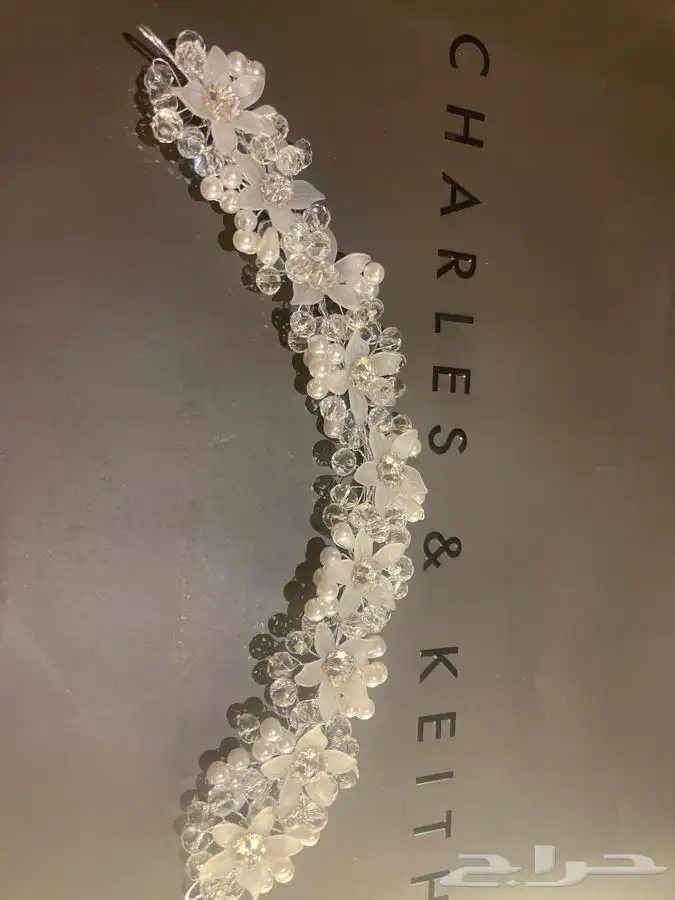 سلاسل يدويه افريقيه واساور الصداقه و ربطات شعر 5