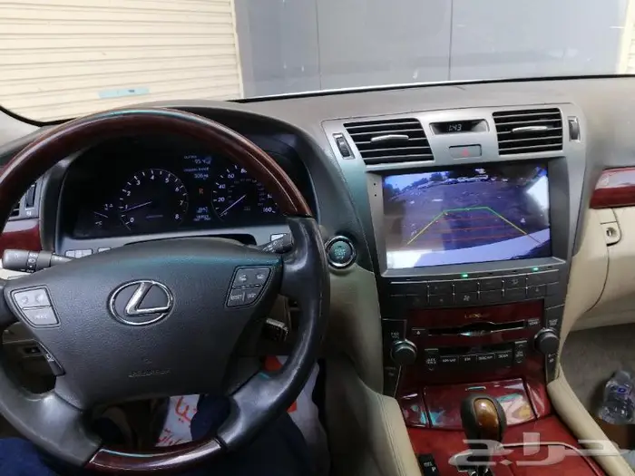 شاشه لكزسLEXUS_ LS 460 وعلئ حسب فئه السياره _شاشات سيارات 5