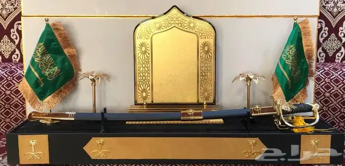 دروع و سيوف فاخره كبيرة و صغيرة 48