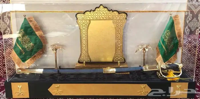 دروع و سيوف فاخره كبيرة و صغيرة 54