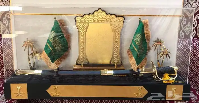 دروع و سيوف فاخره كبيرة و صغيرة 49