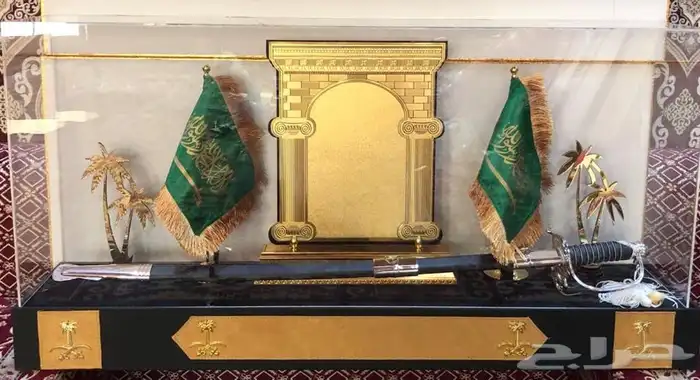 دروع و سيوف فاخره كبيرة و صغيرة 50
