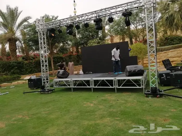 الاضواء الافته للافتتاحات والمؤتمرات 17