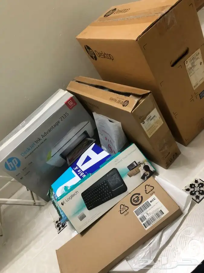كمبيوتر hp جديد مع كامل اغراضة للبيع 0