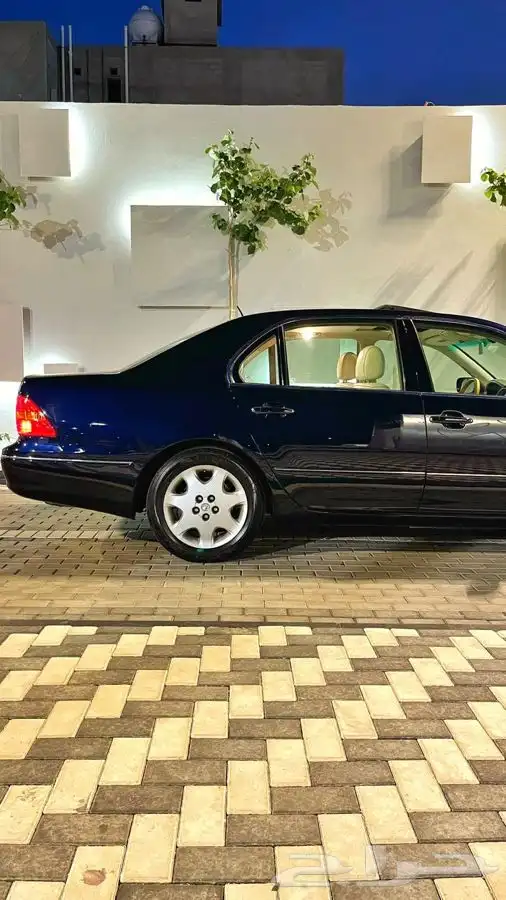 لكزس LS430 2001 5