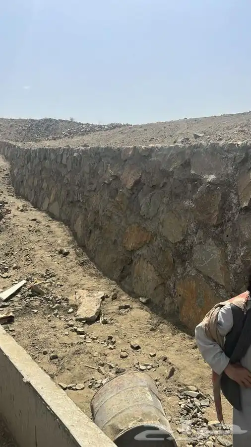 بناء جدار حجر بوكلين ايجار 9
