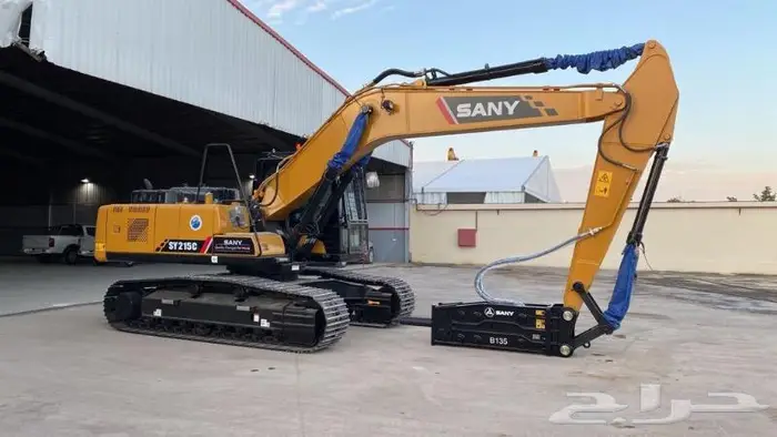 معدات ثقيلة وقلابات ولوابد و سطحات للايجار الشهري او مشاريع 2