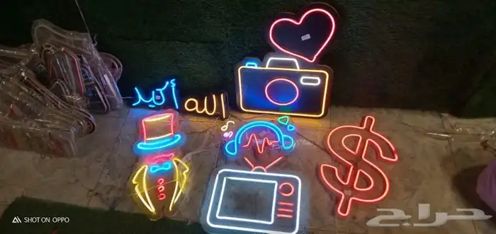 نيون ليد حروف بارزه زنكور استيل ذهبي استيل فضي باك لايت 1