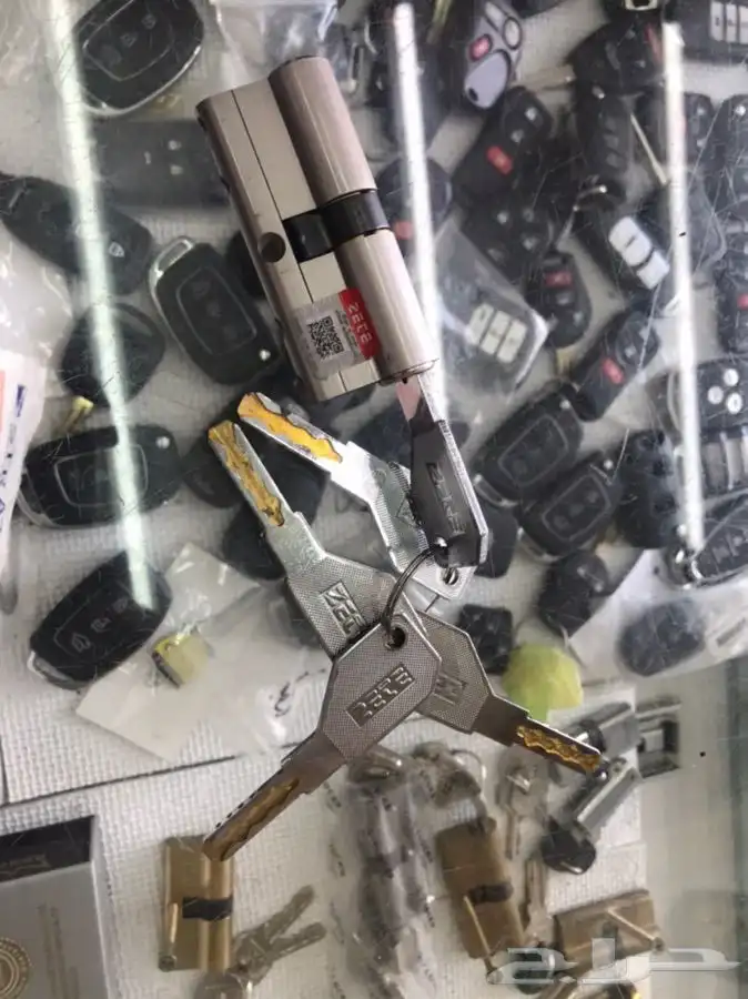 محل مفاتيح المروه الحرمين فتح شقق سيارات برمجة 0509100450 9