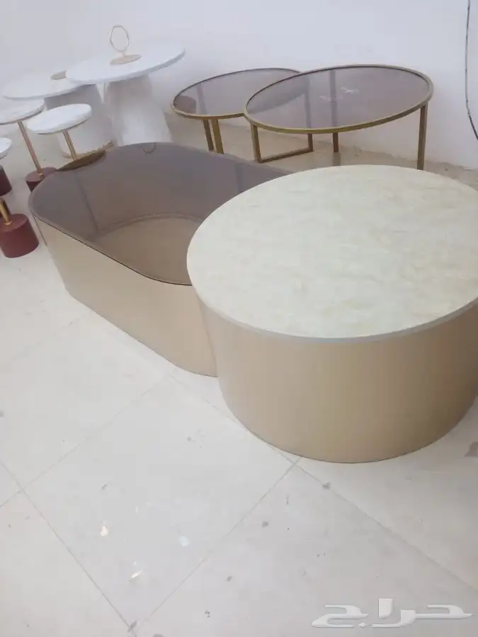ورشه لتفصيل الطاولات حسب طلبك 2