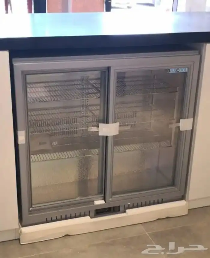 ثلاجات عرض باب زجاج باك بار 9