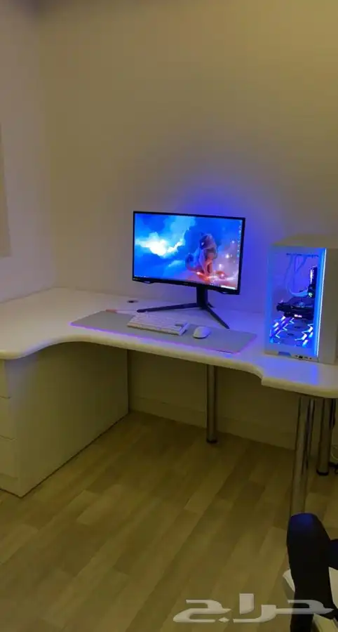 مكتب خشبي تصميم مودرن 1