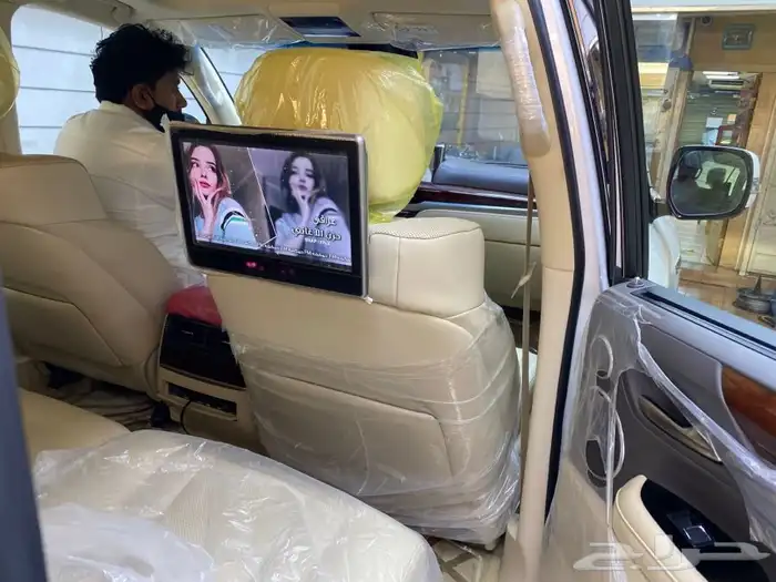 انترفيس لكزس LX570 2020 4